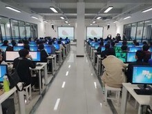 上海軟件開發(fā)培訓(xùn) 打造計(jì)算機(jī)技術(shù)開發(fā)的職業(yè)新路徑