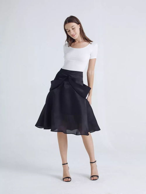 來自服裝匠人的執(zhí)著 wanglinan